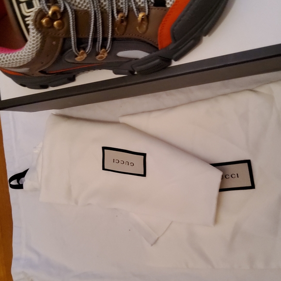 Gucci Flashtreck Sneakers!! NWT!! - Picture 6 of 6